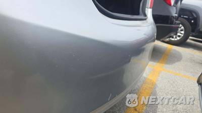 2012 Toyota Camry L - zdjęcie 33 z 35 - miniatura