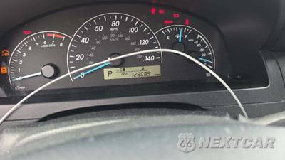 2012 Toyota Camry L - zdjęcie 18 z 35 - miniatura