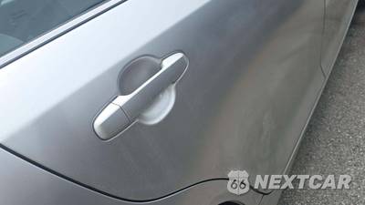 2012 Toyota Camry L - zdjęcie 23 z 35 - miniatura