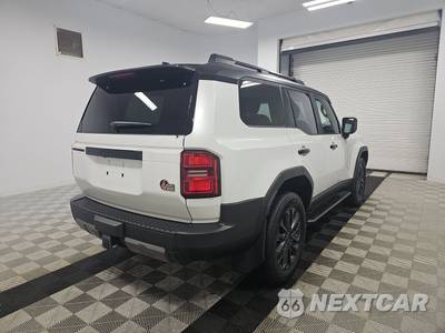 2024 Toyota Land Cruiser - zdjęcie 4 z 20 - miniatura