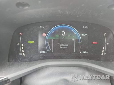 2025 Toyota Camry SE - zdjęcie 12 z 21 - miniatura