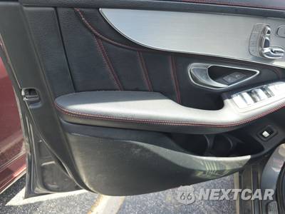 2018 Mercedes-Benz AMG GLC 43 4MATIC - zdjęcie 9 z 21 - miniatura