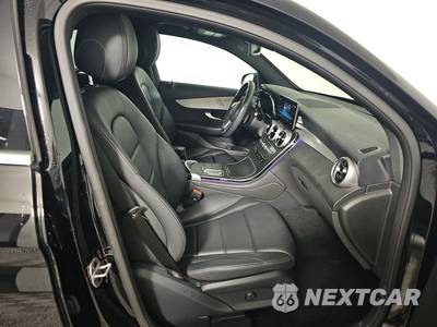 2023 Mercedes-Benz GLC 300 4MATIC - zdjęcie 8 z 21 - miniatura