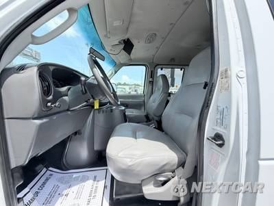 2003 Ford Super Duty E-350 Commercial Cargo Van 138.0" WB - zdjęcie 12 z 21 - miniatura