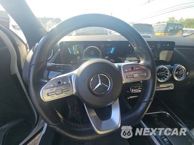 2022 Mercedes-Benz AMG GLA 45 4MATIC - zdjęcie 10 z 21 - miniatura