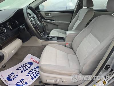 2015 Toyota Camry LE - zdjęcie 7 z 28 - miniatura