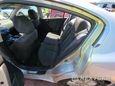 2011 Nissan Altima 2.5 S Sedan - zdjęcie 13 z 37 - miniatura