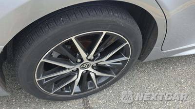 2021 Toyota Camry SE - zdjęcie 22 z 36 - miniatura