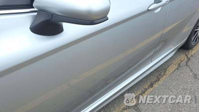 2021 Toyota Camry SE - zdjęcie 29 z 36 - miniatura