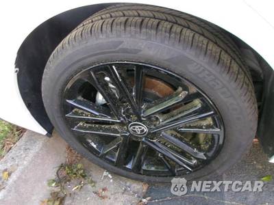 2025 Toyota Camry SE - zdjęcie 8 z 22 - miniatura