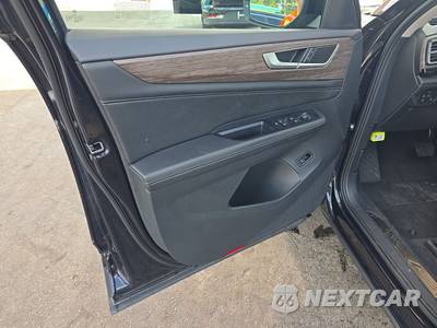 2025 Volkswagen 2.0T SEL - zdjęcie 9 z 25 - miniatura