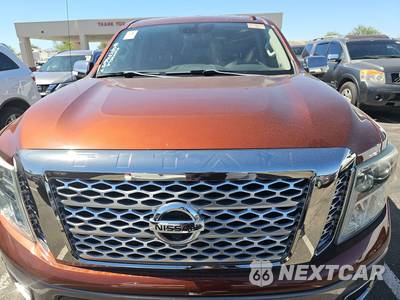 2017 Nissan TITAN Platinum Reserve Crew Cab Short Bed - zdjęcie 2 z 27 - miniatura