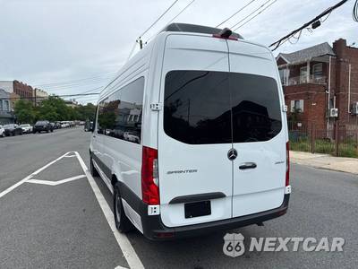 2025 Mercedes-Benz Sprinter 2500 Passenger Van 170.0" WB - zdjęcie 6 z 32 - miniatura