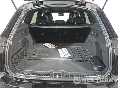2025 Mercedes-Benz GLC 300 - zdjęcie 17 z 22 - miniatura