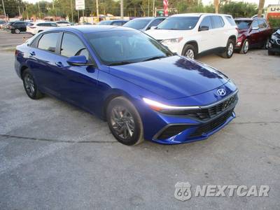 2024 Hyundai Elantra SEL - zdjęcie 8 z 21 - miniatura