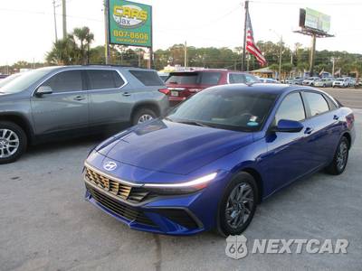 2024 Hyundai Elantra SEL - zdjęcie 10 z 21 - miniatura