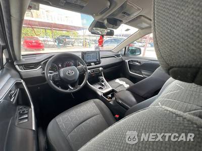 2021 Toyota XLE - zdjęcie 8 z 11 - miniatura