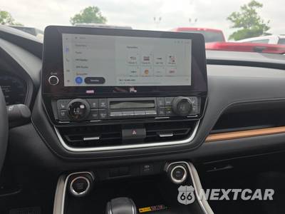 2025 Toyota Grand Highlander Limited - zdjęcie 11 z 23 - miniatura