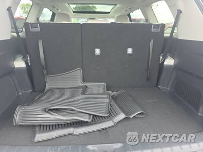 2025 Toyota Grand Highlander Limited - zdjęcie 17 z 23 - miniatura