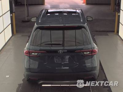2025 Toyota Grand Highlander Limited - zdjęcie 5 z 23 - miniatura