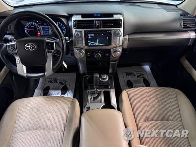 2016 Toyota 4Runner SR5 - zdjęcie 13 z 24 - miniatura