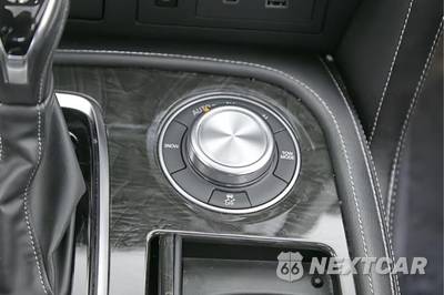 2024 INFINITI LUXE - zdjęcie 27 z 50 - miniatura