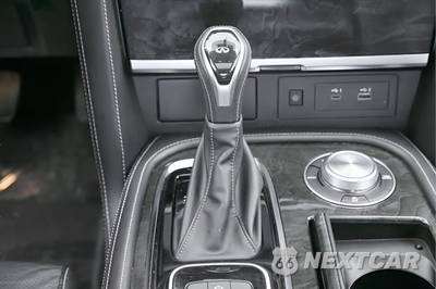 2024 INFINITI LUXE - zdjęcie 43 z 50 - miniatura