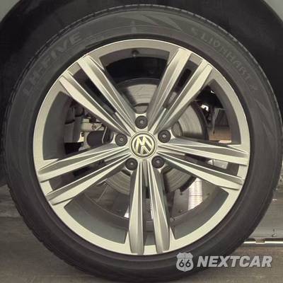 2019 Volkswagen Tiguan SEL R-Line - zdjęcie 32 z 34 - miniatura