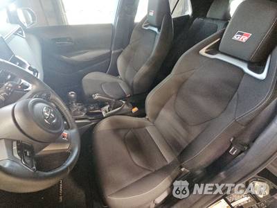 2025 Toyota GR Corolla Core - zdjęcie 7 z 27 - miniatura