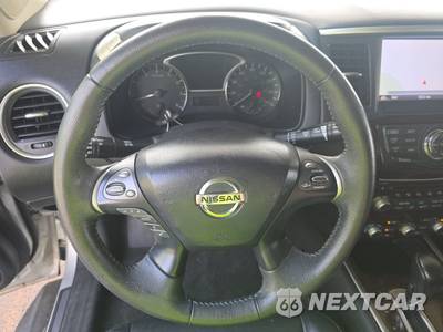 2013 Nissan Pathfinder Platinum - zdjęcie 10 z 46 - miniatura