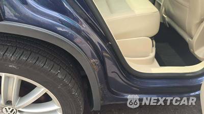 2011 Volkswagen Tiguan SE 4MOTION w/Sunroof & Navigation - zdjęcie 28 z 32 - miniatura