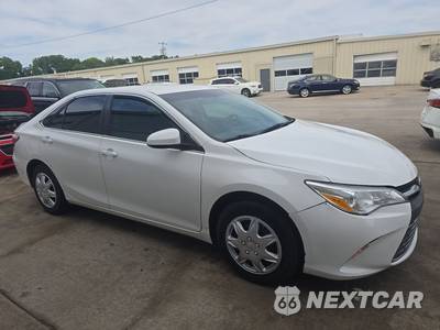 2016 Toyota LE - zdjęcie 3 z 35 - miniatura