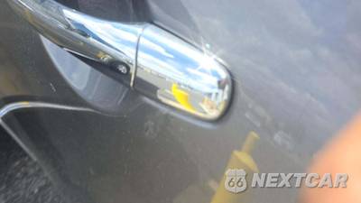 2015 INFINITI 3.7 - zdjęcie 26 z 38 - miniatura
