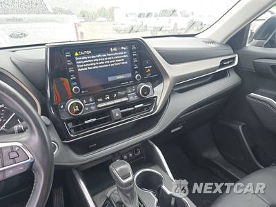 2021 Toyota Highlander XLE - zdjęcie 11 z 25 - miniatura