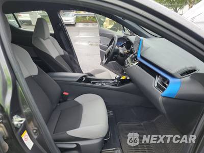2019 Toyota XLE - zdjęcie 8 z 27 - miniatura