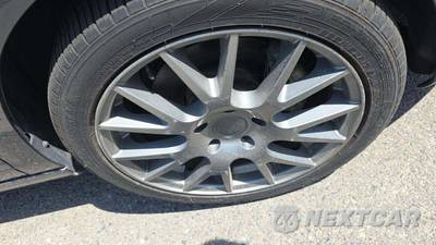 2014 Volkswagen Golf 2.0L TDI - zdjęcie 24 z 38 - miniatura