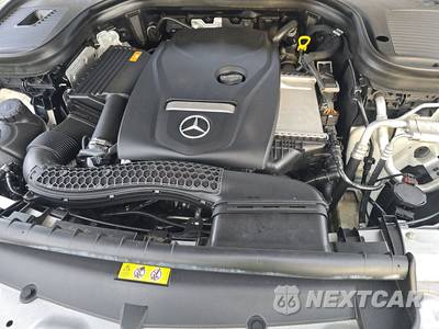 2018 Mercedes-Benz GLC 300 - zdjęcie 15 z 27 - miniatura