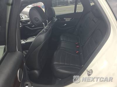 2018 Mercedes-Benz GLC 300 - zdjęcie 13 z 36 - miniatura