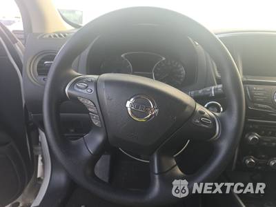 2017 Nissan Pathfinder S - zdjęcie 9 z 13 - miniatura