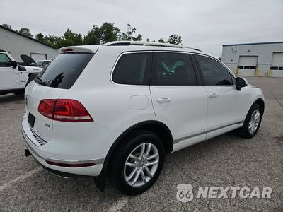 2016 Volkswagen Touareg TDI Sport w/Technology - zdjęcie 4 z 29 - miniatura
