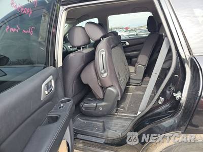 2018 Nissan Pathfinder SV - zdjęcie 14 z 17 - miniatura