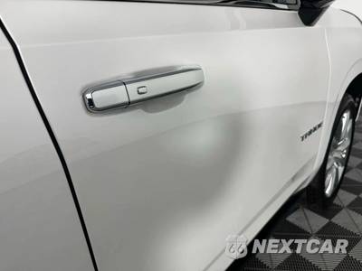 2022 Chevrolet Tahoe High Country 3LZ - zdjęcie 35 z 50 - miniatura
