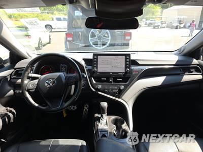 2022 Toyota Camry TRD - zdjęcie 11 z 33 - miniatura