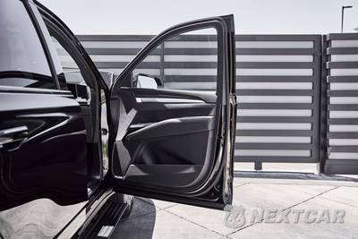 2026 Cadillac Escalade V-Series 1SD - zdjęcie 27 z 50 - miniatura