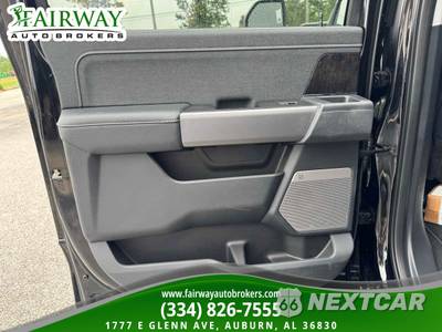 2026 Ford Super Duty F-450 Cab Chassis Lariat Crew Cab DRW - zdjęcie 27 z 33 - miniatura