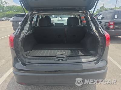 2019 Nissan Rogue Sport S - zdjęcie 16 z 28 - miniatura