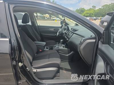 2019 Nissan Rogue Sport S - zdjęcie 8 z 28 - miniatura