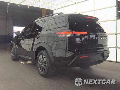 2024 Nissan Pathfinder SV - zdjęcie 6 z 23 - miniatura