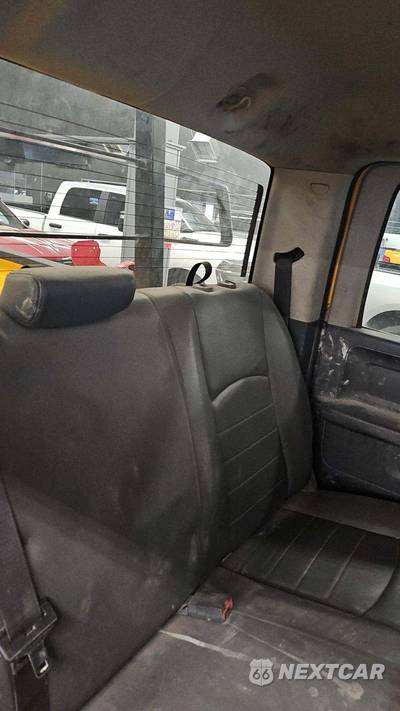 2018 Ram 2500 Tradesman Crew Cab Medium Bed - zdjęcie 36 z 52 - miniatura