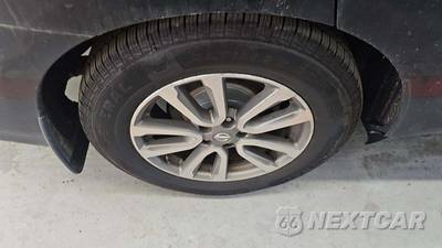 2015 Nissan Pathfinder SV - zdjęcie 26 z 36 - miniatura